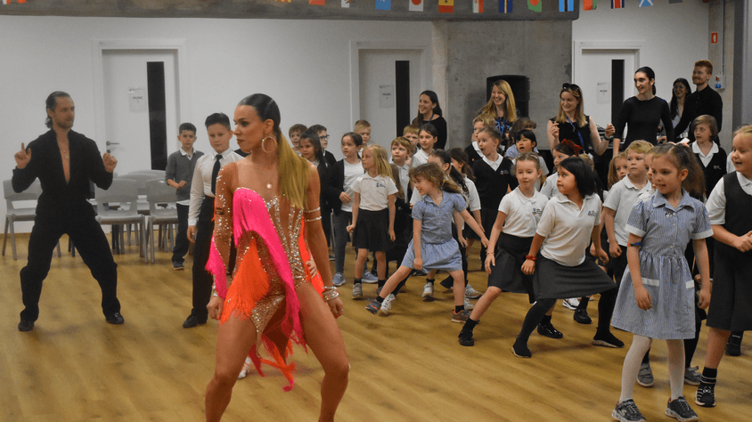 International Days Dances 15