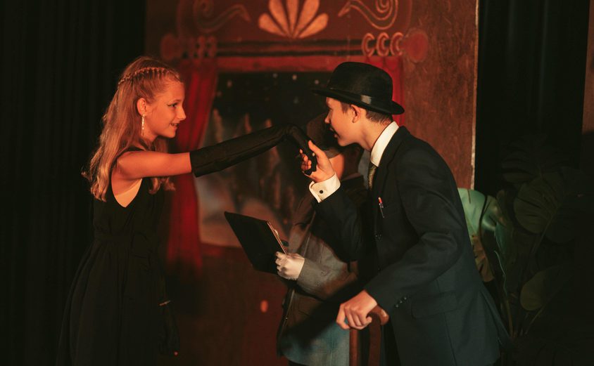 MOT1211122245778977728917774