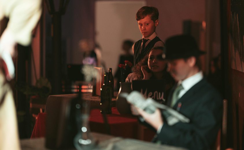 MOT1211122245778977728917774777