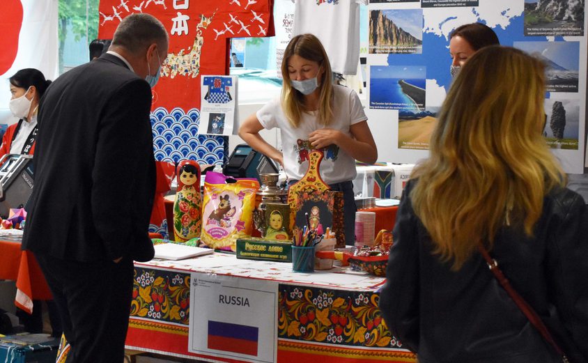 Intl Fair 21 DSC 0496