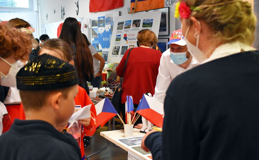 Intl Fair 21 DSC 0577