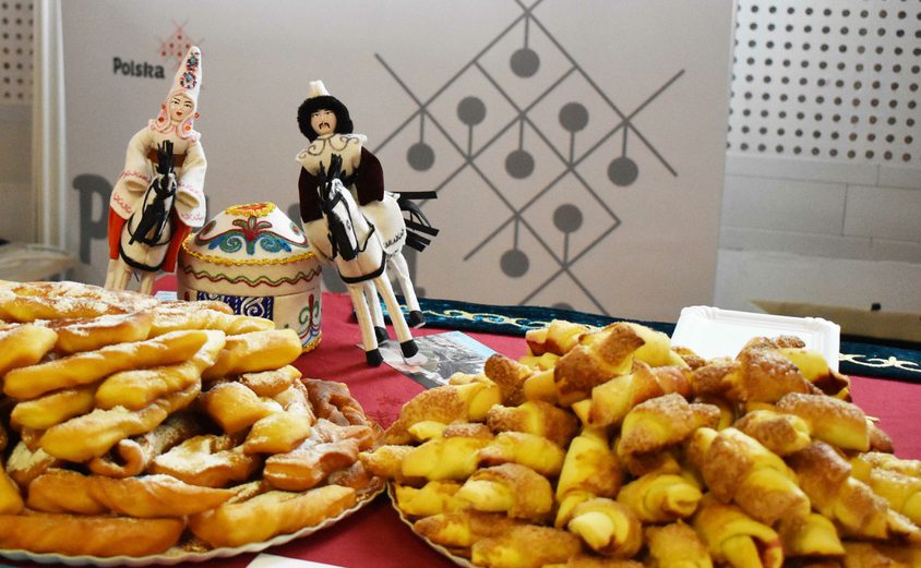 Intl Fair 21 DSC 0634