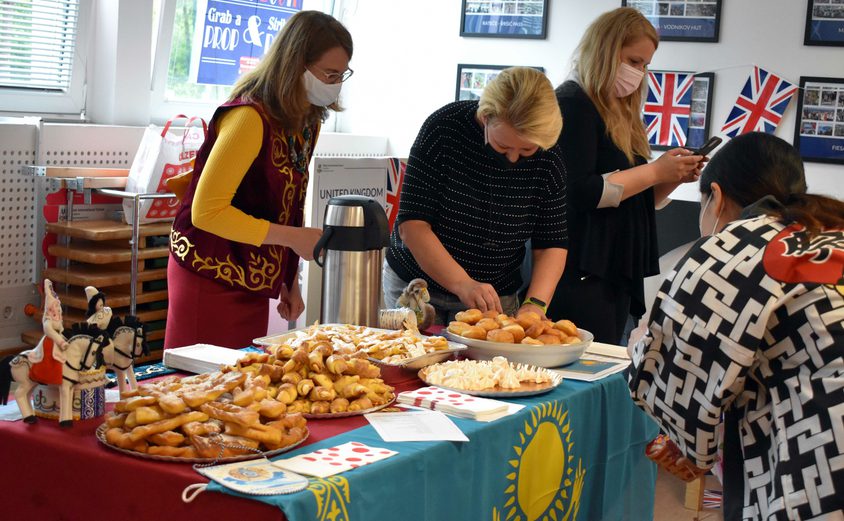 Intl Fair 21 DSC 0697