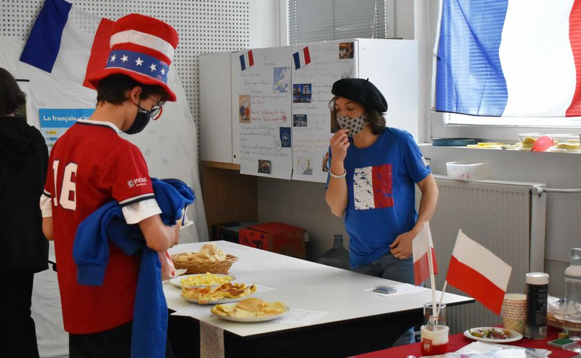 Intl Fair 21 DSC 0726