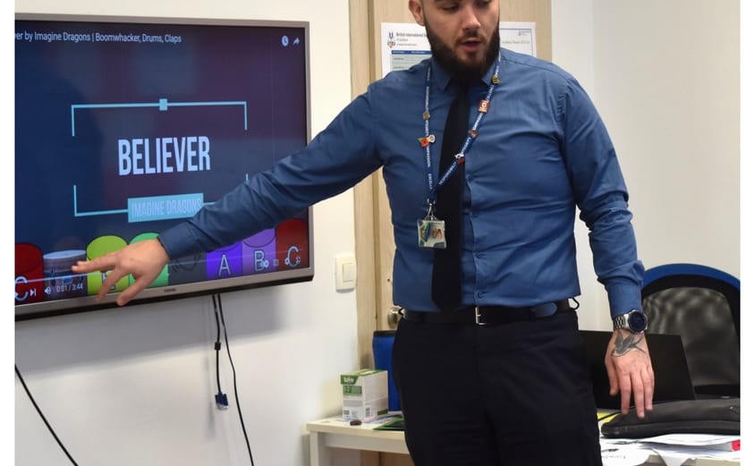 Teacher feature Dominic5