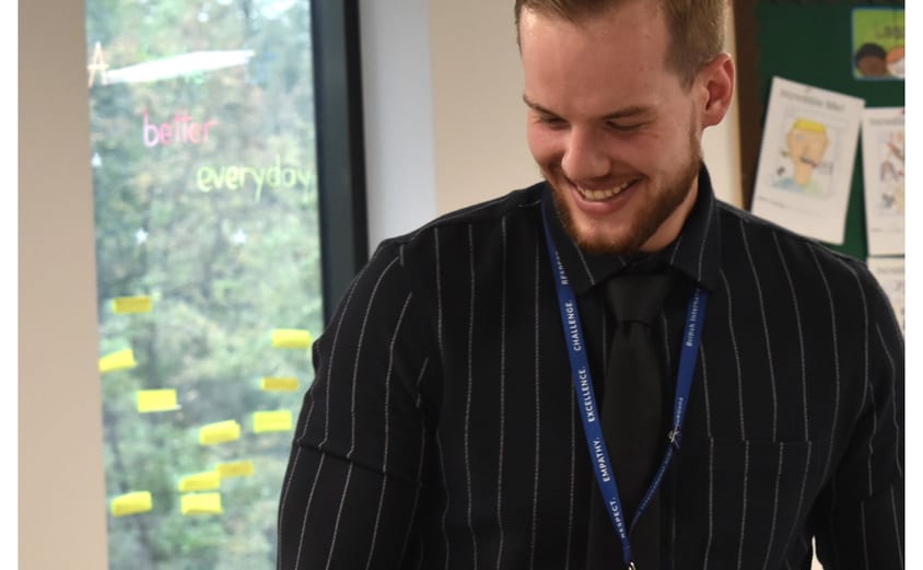 Teacher feature Knechten7