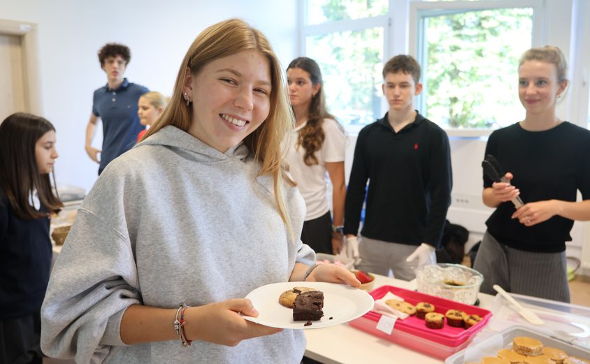 Bakesale10